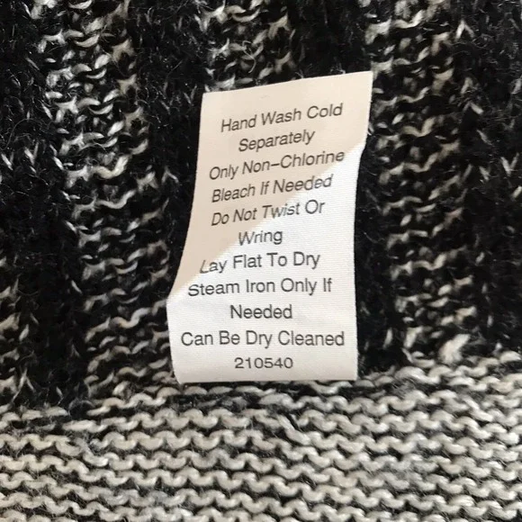 CAbi Medium Wool Blend Open Front Patchwork Cardigan Sweater Black Gray Knit - Picture 9 of 9